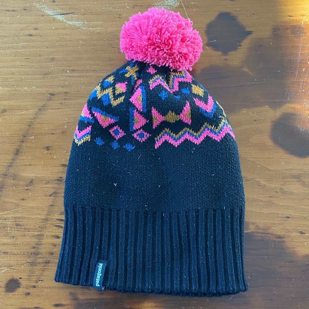 Kids Patagonia winter hat wool blend black patter ski winter outdoor granola